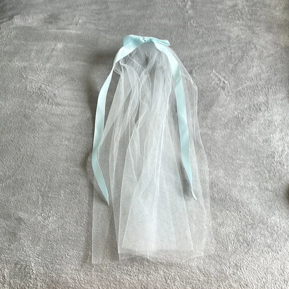 Vogue Paris Original Gown - Picture 6 of 9